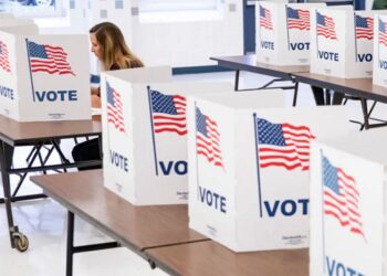 EEUU vota para renovar a sus legisladores y a 36 gobernadores en las elecciones de medio término